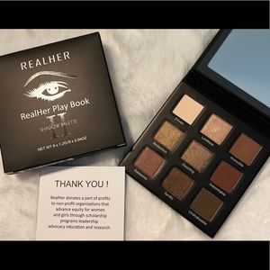 REALHER-RealHer Play Book II-eyeshadow palette